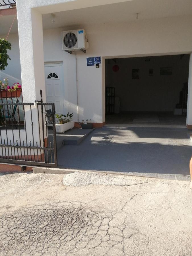 Apartman Radic Трогир Экстерьер фото